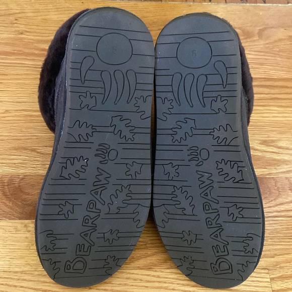 BearPaw Like New “Abby” Chocolate Colored Bootie - Picture 9 of 15